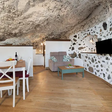 Cueva El Desvelo * Тихарафе