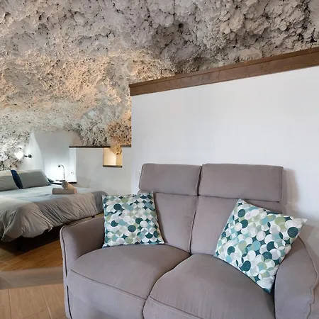 Cueva El Desvelo *